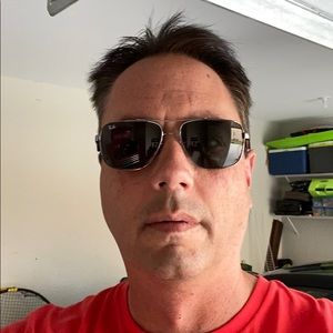 Meet your Posher, Kris